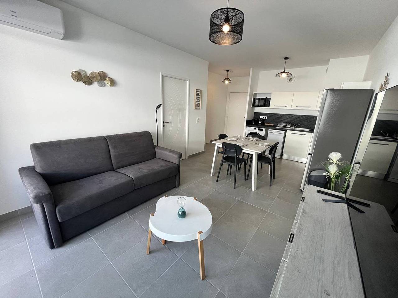 Ganze Ferienwohnung, Ferienwohnung für 4 Personen mit Terrasse in Valras-Plage, Mittelmeerküste (Frankreich)