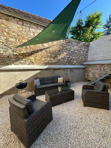 Gîte pour 3 personnes, avec jardin à Chablis