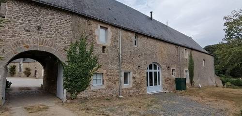 Maison de vacances pour 10 personnes, avec jardin dans Mayenne