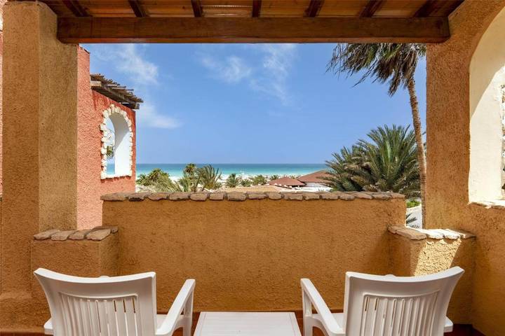 Hôtel pour 2 personnes, avec piscine ainsi que bassin pour enfant et jardin dans Boa Vista (homonymie) - 4