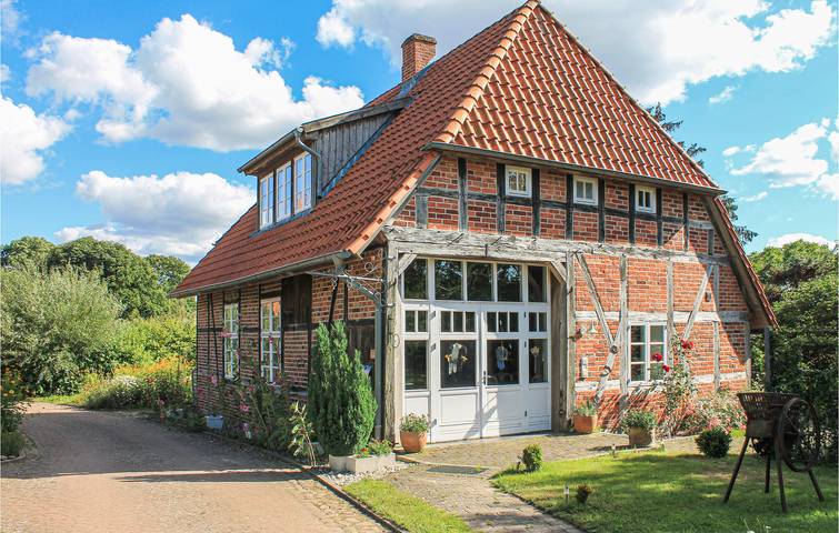 Bauernhof für 7 Personen, mit Terrasse und Garten
