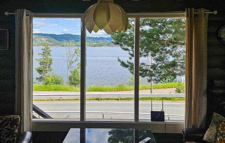 Ferienhaus für 7 Personen mit Garten in Svelvik