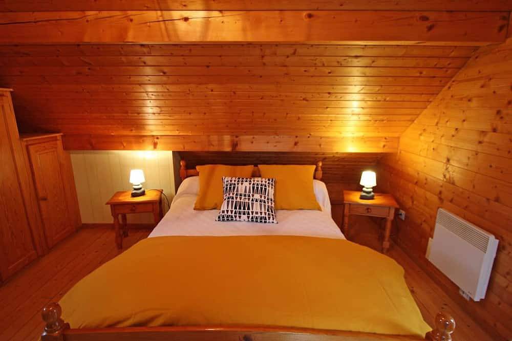 Cozy Chalet near Plombières-les-Bains - Ideal for Couples, Nature Trails, and Relaxing Spa Retreat in Le Val-d'Ajol, Parc naturel régional des Ballons des Vosges