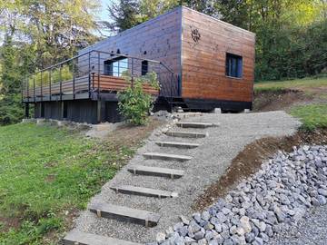 Gîte pour 4 personnes, avec vue et terrasse, adapté aux familles à Barbazan