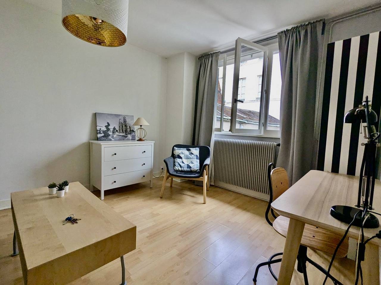 Appartement entier, Au pied de la Cathédrale - Appartement calme et confort in Orléans, Vallée de la Loire