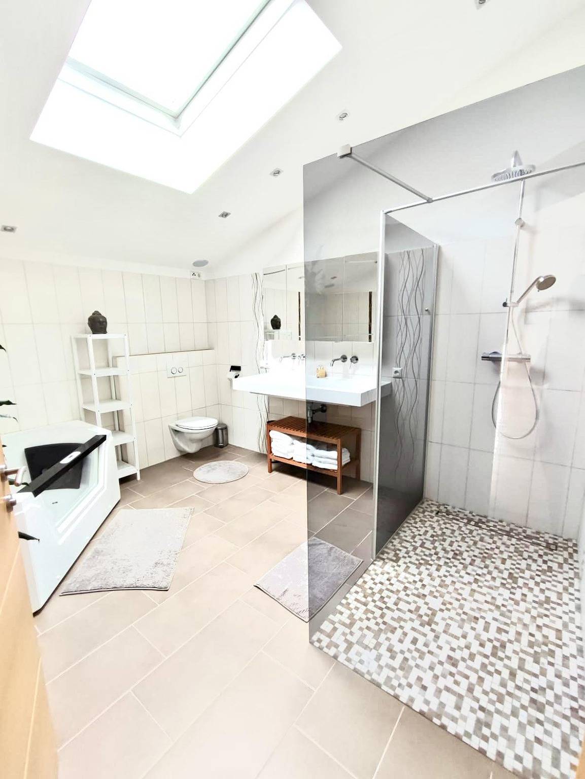 Ganze Ferienwohnung, Apartment Baumblick in Fulpmes, Innsbruck und Umgebung