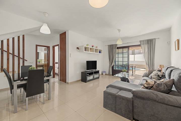 Ferienhaus "Villa Mariesa" mit privatem Pool & WLAN in Playa Blanca, Yaiza
