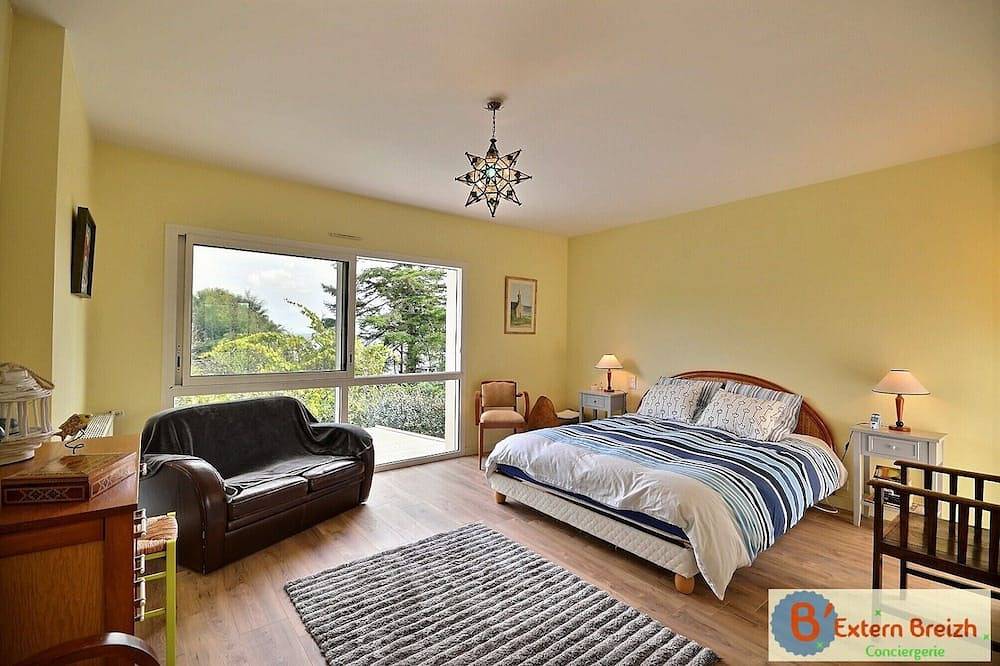 Familienhaus mit wunderschönem Meerblick und in der Nähe von Stränden in Esquibien, Audierne