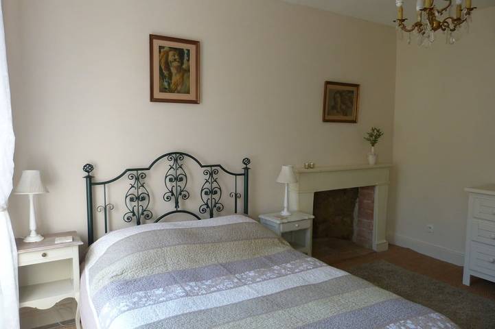 Gîte pour 5 personnes, avec jardin dans Port de Dinan - 4