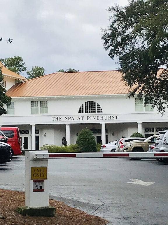 Ganze Wohnung, Hip Modern Golf Front Eigentum auf Pinehurst # 3 in Pinehurst, Moore County