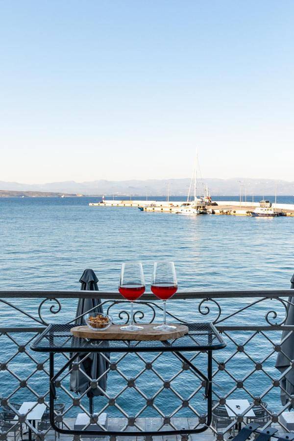 Hôtel pour 2 personnes, avec piscine ainsi que sauna et jacuzzi dans Gytheion - 2