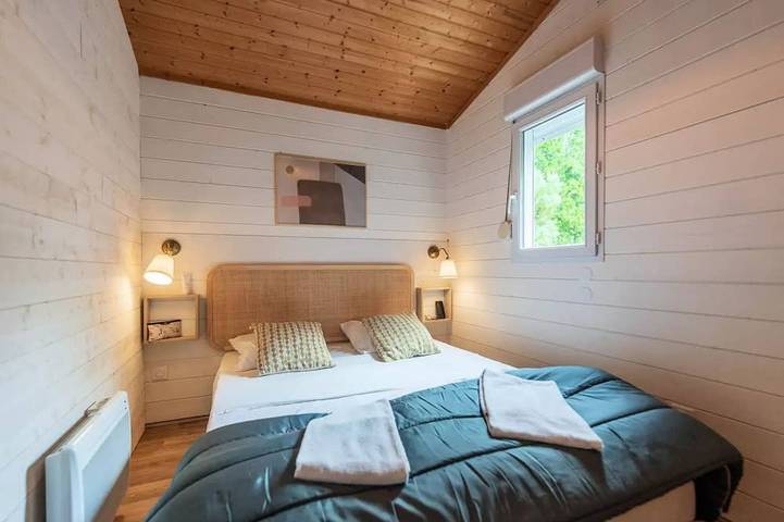 Gîte pour 4 personnes, avec terrasse à Prunières - 2