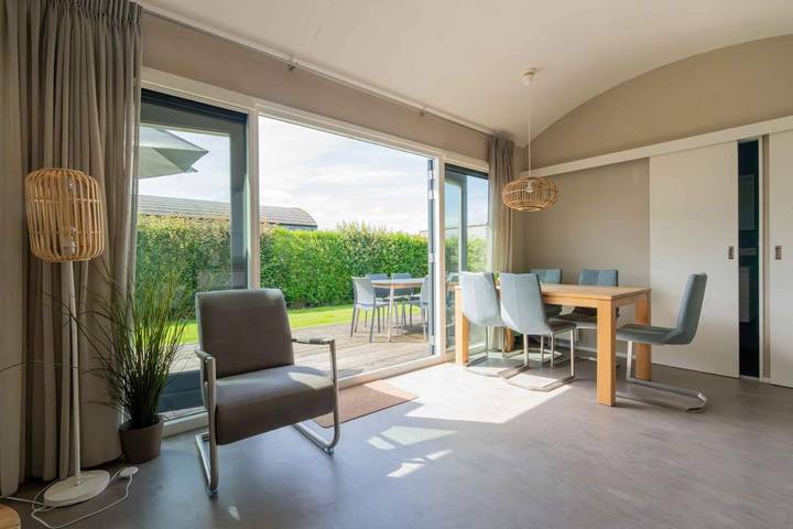 Ferienhaus für 5 Personen, mit Terrasse und Whirlpool sowie Garten und Sauna in Ellemeet - 4