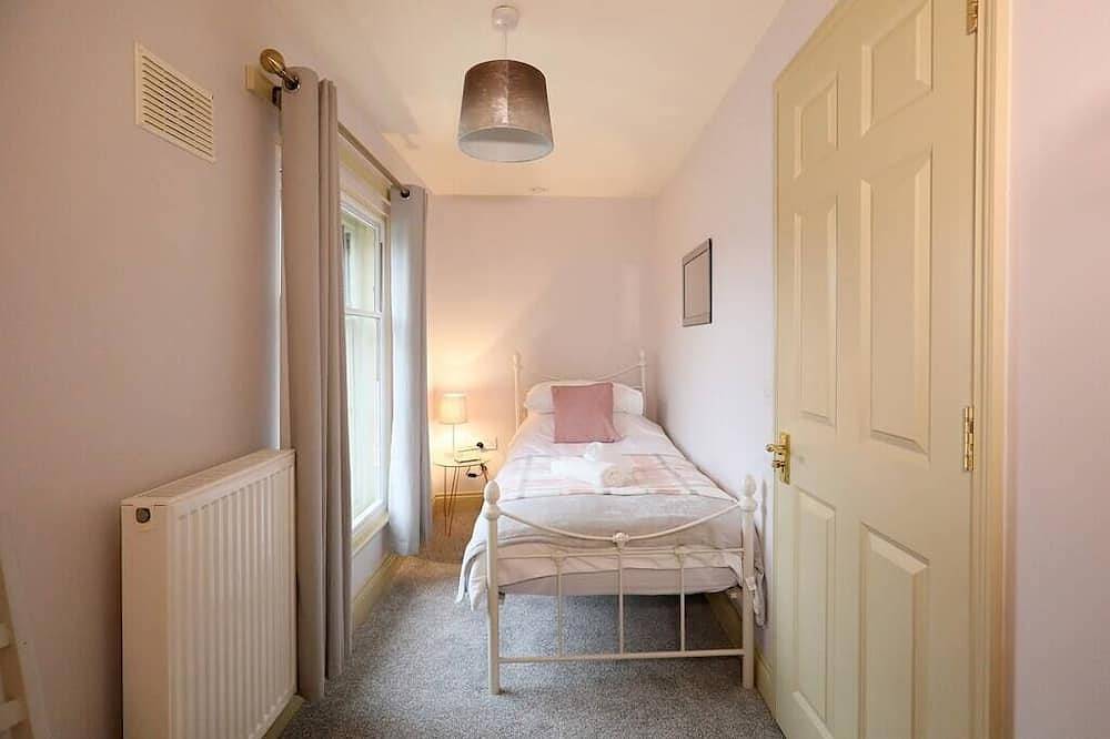 4Br Elegant Stay | Golden Triangle | Parking in Norwich, Norfolk