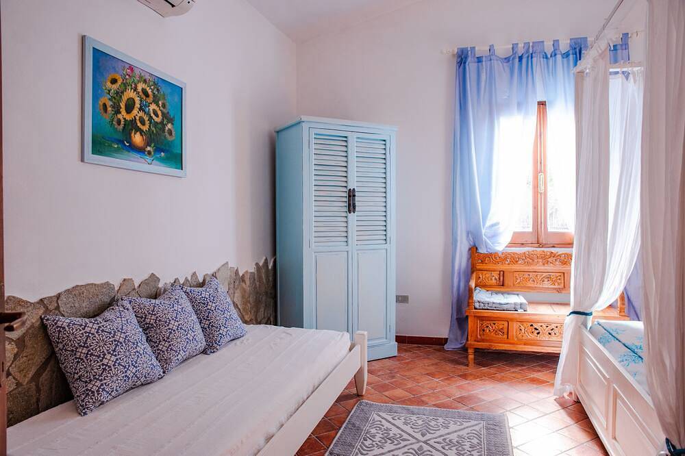 Das Violahaus, Unabhängig, schöner Meerblick, erholsame Ferien in Peonia Rosa, Sant'Antioco