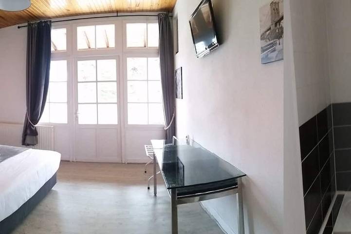 Hôtel pour 2 personnes, avec piscine ainsi que jardin et jacuzzi à Clairac (Lot-et-Garonne) - 2