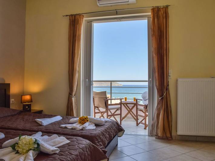 Gîte pour 7 personnes, avec balcon dans Stalos - 3