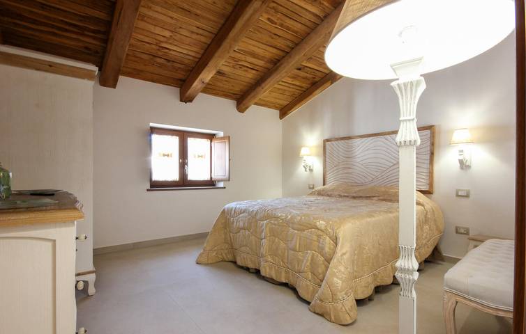 Appartamento intero, Appartamento con vista mare, terrazza, Wi-Fi, aria condizionata e parcheggio in San Marco (Cilento), Castellabate