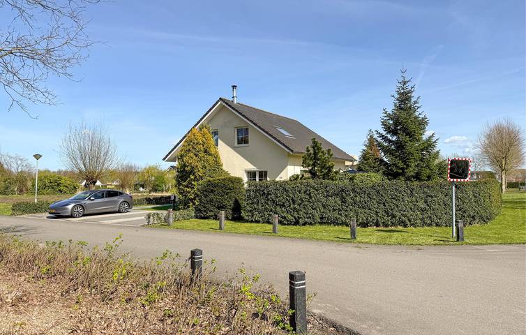 Ferienhaus für 8 Personen mit Pool in Flevoland