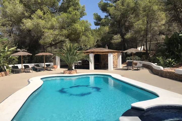 Ferienhaus für 10 Personen, mit Garten und Balkon