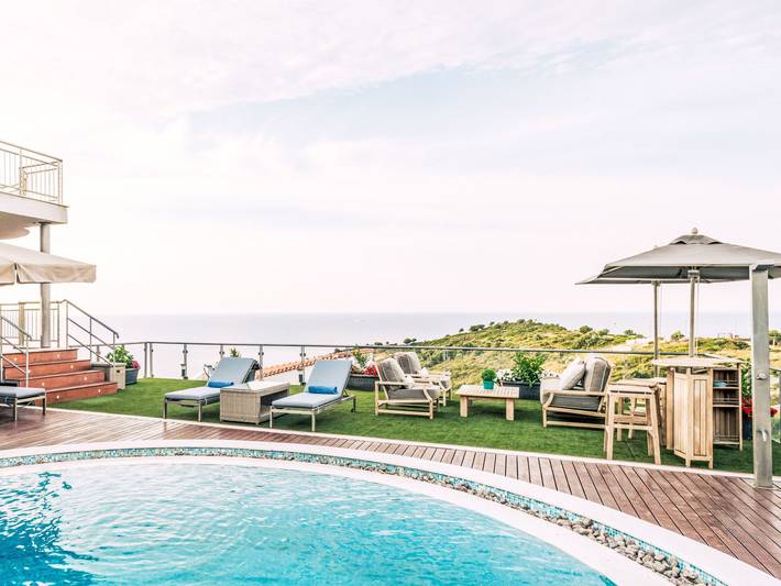 Ferienhaus für 10 Personen, mit Meerblick und Balkon sowie Terrasse und Garten auf Skiathos - 4
