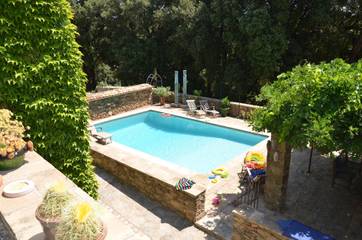 Location de vacances pour 10 personnes, avec jardin et piscine à La Garde-Freinet