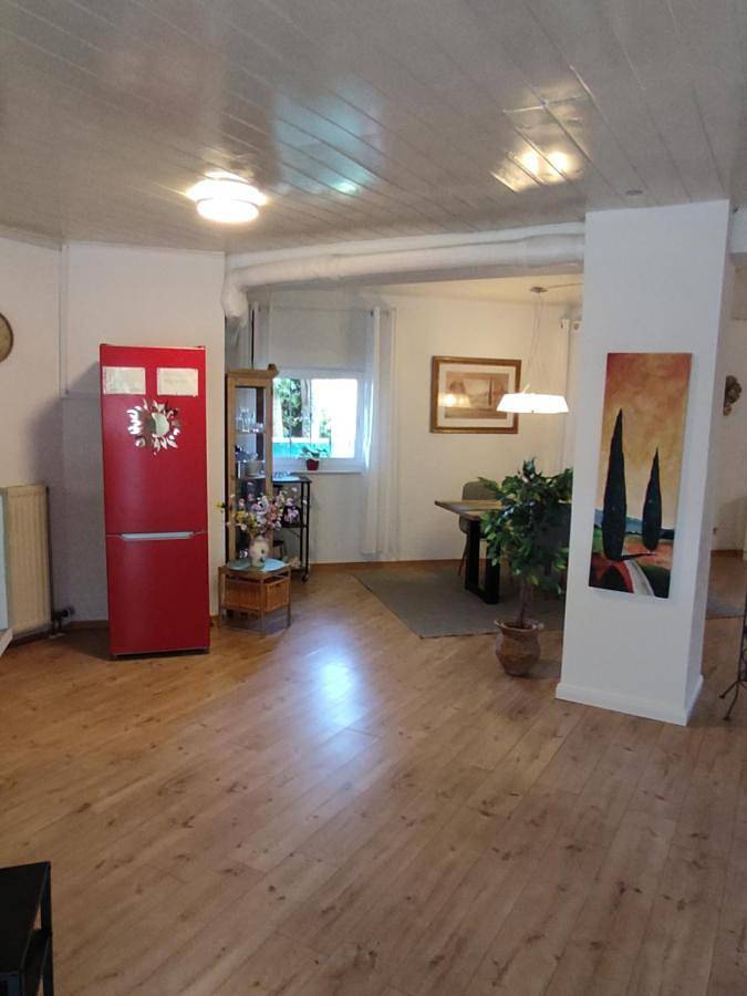 Ganze Wohnung, One-Bedroom Apartment in Laacher See, Wassenach