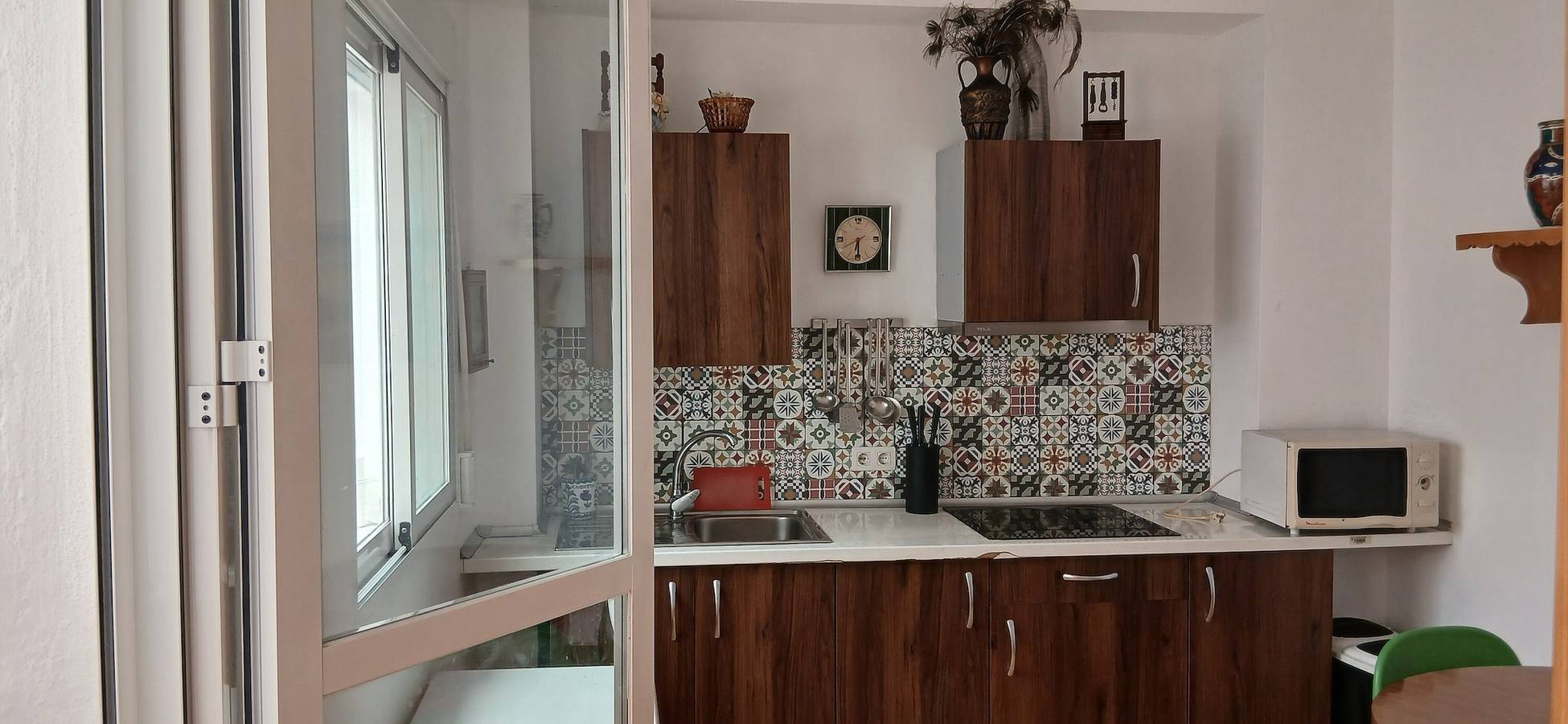 Entire apartment, Apartment 'Casacuéntame' with Private Terrace, Wi-Fi and Air Conditioning in Zaidín - Vergeles, Granada