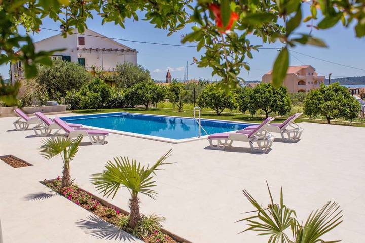 Ferienwohnung für 4 Personen, mit Garten, mit Haustier in Trogir - 3