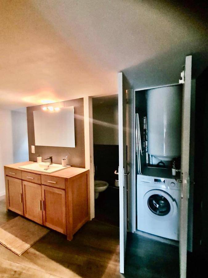 Gîte pour 6 personnes, avec balcon et vue à Billom - 4