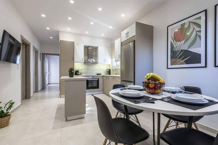 Apartment for 5 people, with garden and balcony in Kos Town
