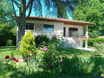 Chambre d’hôte pour 3 personnes, avec vue ainsi que balcon et jardin à Campagne (Landes)