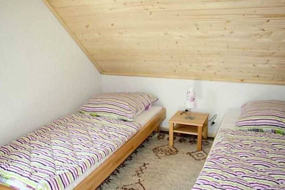 Ruegen-Fewo 292 - holiday home in Waase, Ummanz