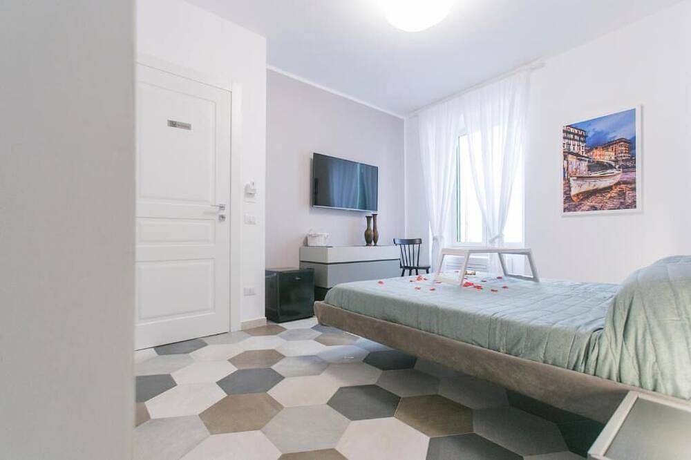 Tiberius Room room in a b&b in the heart of the historic center of Naples in Nápoles, Provincia de Nápoles
