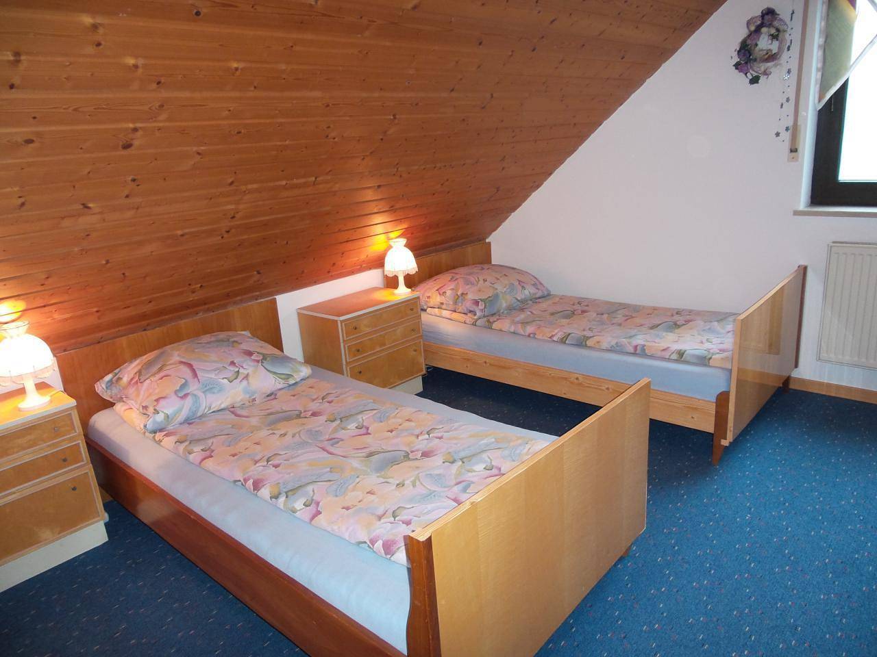 Appartement de vacances entier, Appartement de vacances pour 6 personnes avec jardin in Nuremberg, Frankenalb