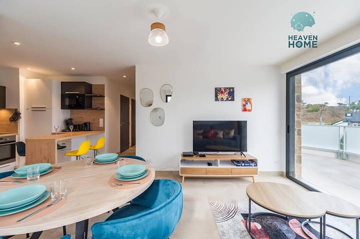 Gîte pour 6 personnes, avec balcon dans Plage Saint-Guirec
