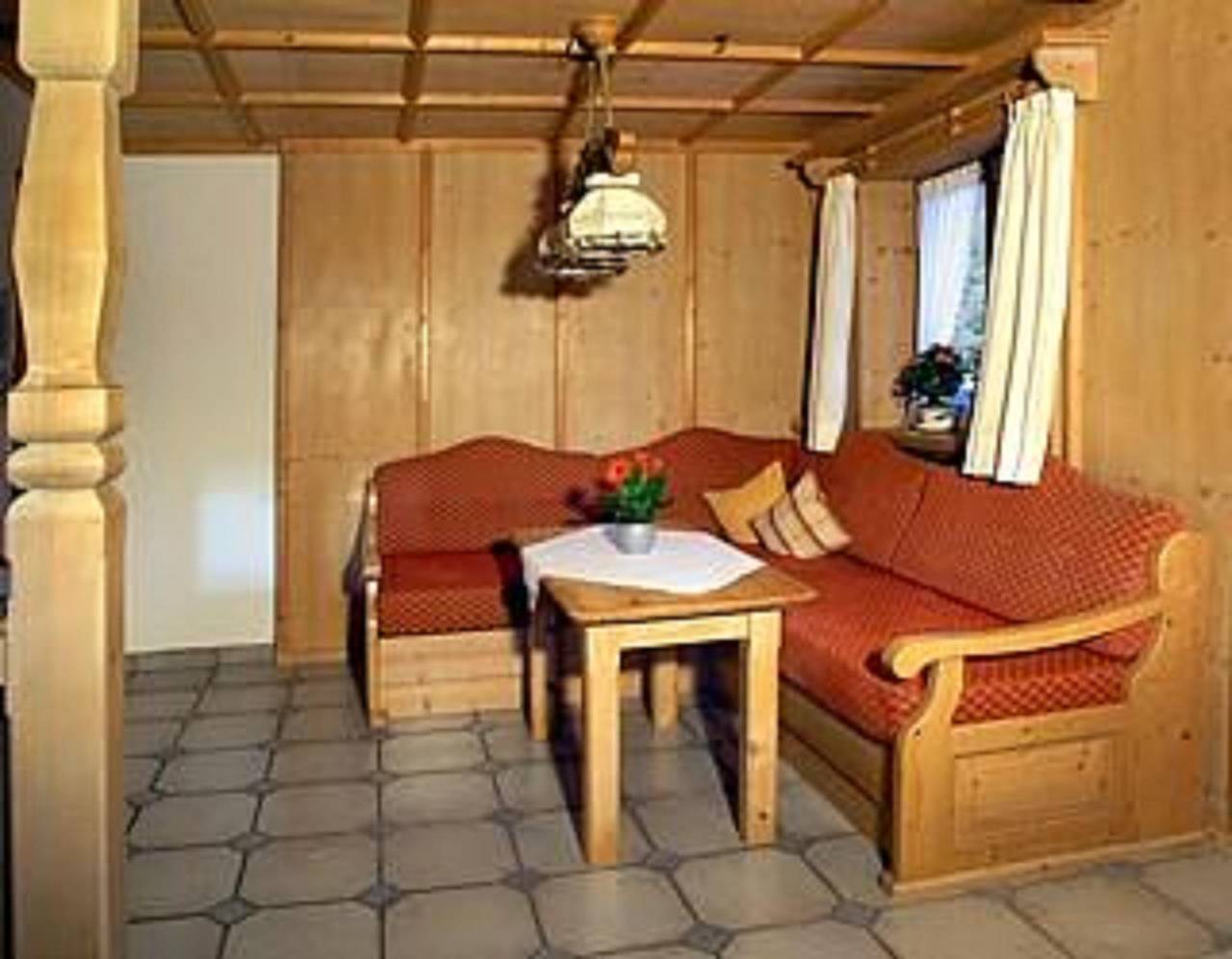 Ganze Ferienwohnung, "Nr. 1" - Fewo/1 Schlafraum/Dusche/ Wc in Mittenwald, Bayerische Alpen