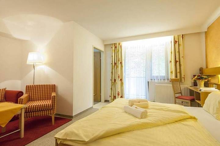 Ferienhaus für 4 Personen, mit Sauna und Pool sowie Balkon und Garten im Salzburger Land