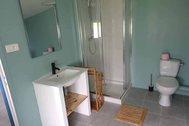 Logement agréable rénové dans une longère in Rostrenen, Région de Guingamp