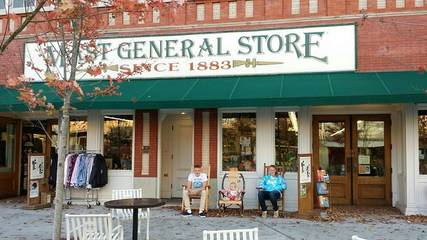 Glamping for 5 Guests in Blue Ridge Mountains, North Carolina, Picture 3