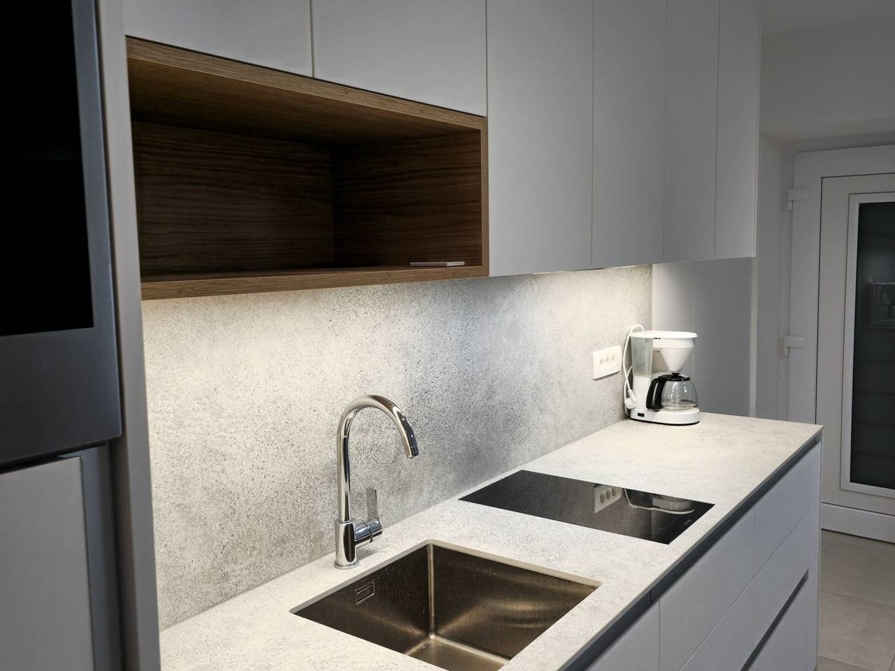 Ganze Wohnung, Portoroz Apartment with Sea View and Hot-Tub - One Bedroom Apartment with Sea View and Terrace in Izola, Slowenische Riviera