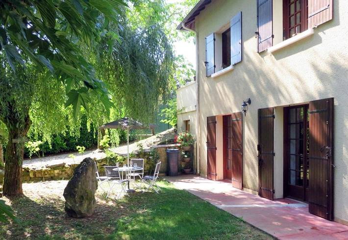 Gîte pour 4 personnes, avec terrasse et jardin - 1