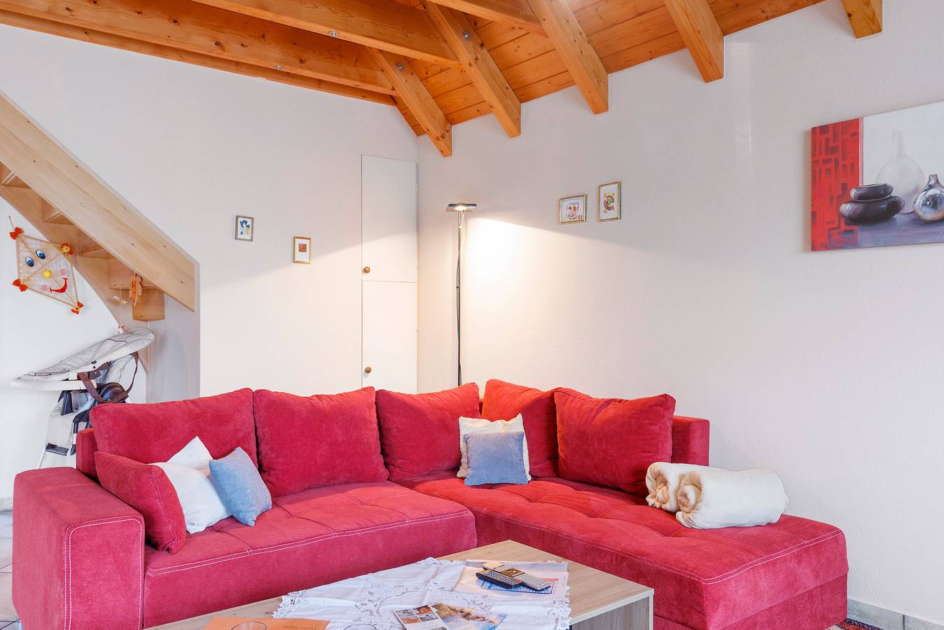 Ganze Wohnung, Apartment 'Ferienwohnung am Rosenberg' mit Gemeinschaftsgarten, Wlan und Klimaanlage in Stockach, Landkreis Konstanz