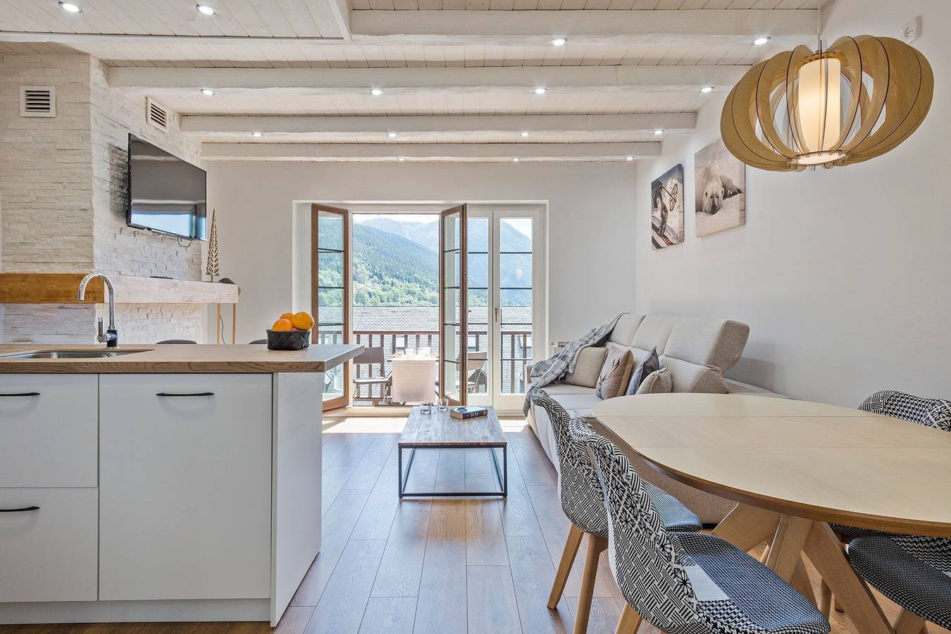 Apartamento entero, Luderna - Apartamento con terraza Mirador Salardu in Alto Arán, Baqueira Beret