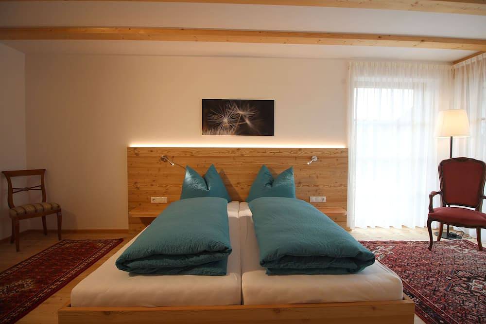 Suite Karen bei Im Winkl / Gemütliche Suite mit Überdachter Terrasse in Dietenheim, Brunico