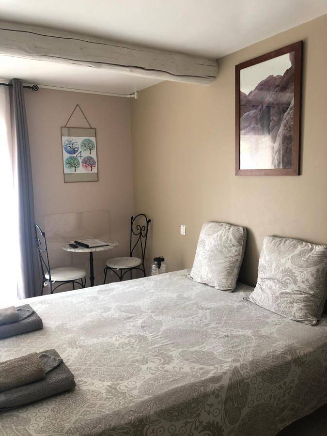Chambre d’hôte pour 2 personnes à Eyragues