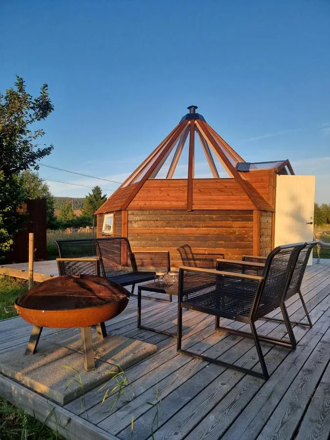 Lodge für 4 Personen, mit Terrasse und Ausblick - 1