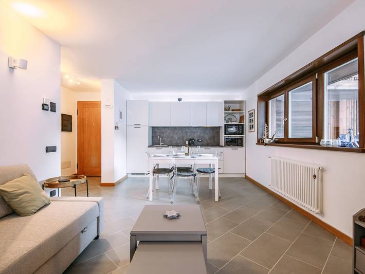 Gîte pour 5 personnes, avec vue et balcon à Canazei - 2