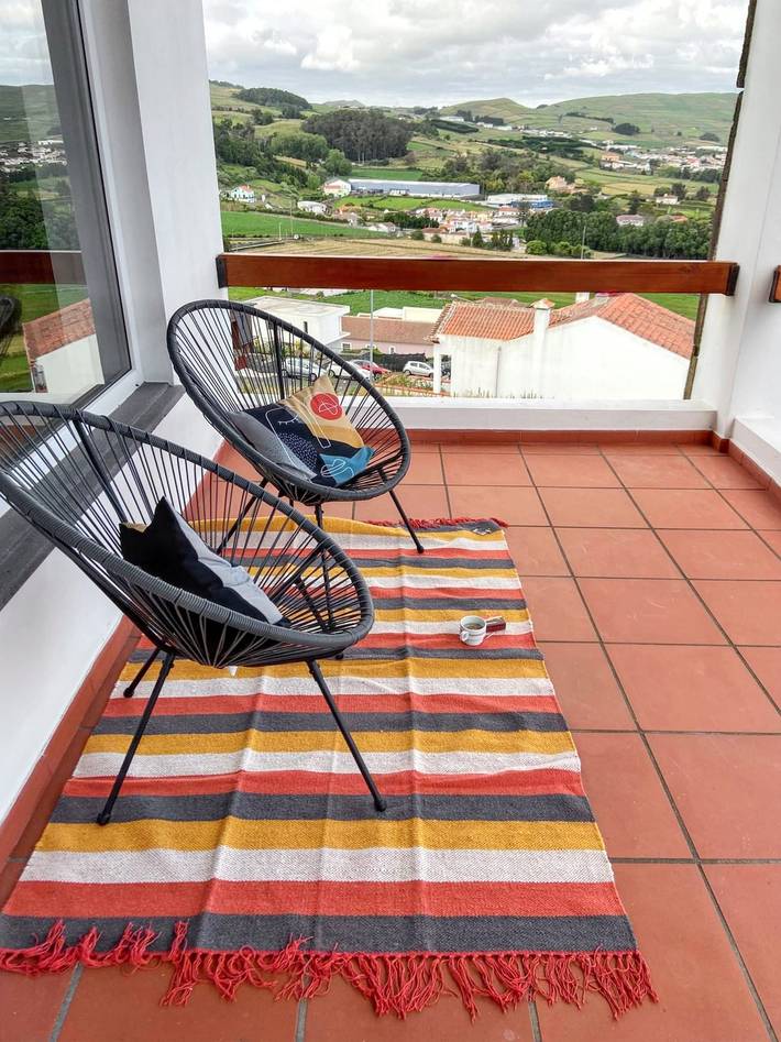 Location de vacances pour 6 personnes, avec balcon/terrasse et terrasse, animaux acceptés à Angra do Heroísmo - 2