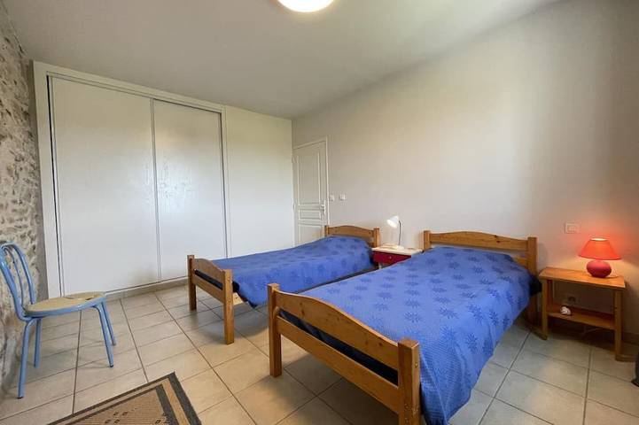 Location de vacances pour 6 personnes, avec jardin, animaux acceptés à Bidache - 4